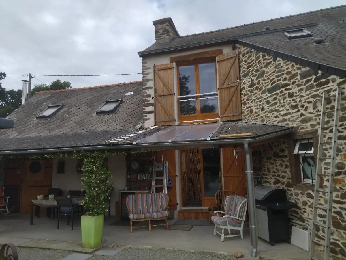 First Floor Apartment In Rural Brittany Gueltas 0*,